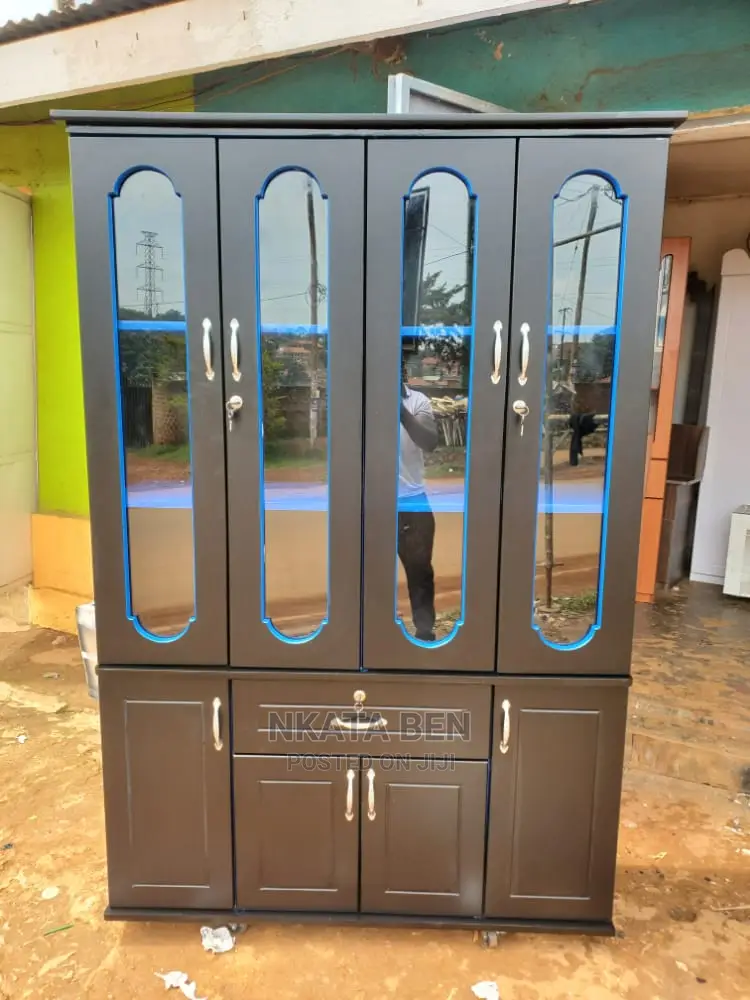 Black and Blue Sideboard 4*6 Feet