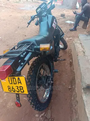 Yamaha DT 175 1998 Black