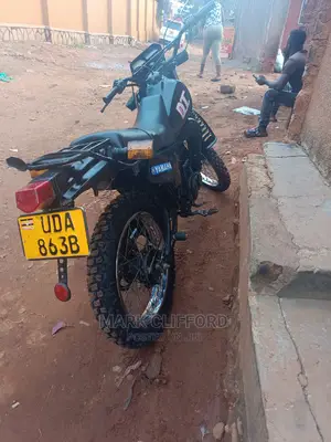 Yamaha DT 175 1998 Black