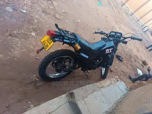 Yamaha DT 175 1998 Black