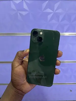 Apple iPhone 13 128 GB Green