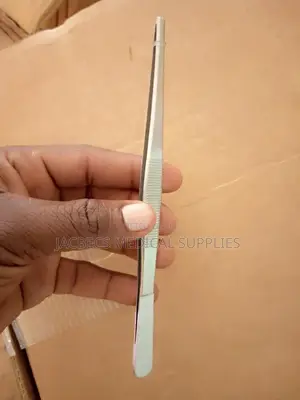 Dissecting Forceps 18cm Tooth