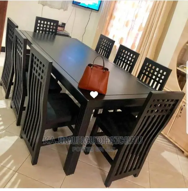 Dinning Table 8seaters