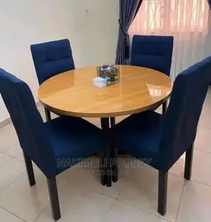 Round 4 Seater Dinning Set