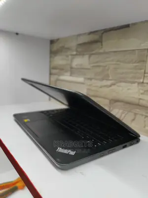 Laptop Lenovo ThinkPad 11e 4GB Intel Celeron HDD 500GB