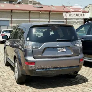 Mitsubishi Outlander 2009 Gray