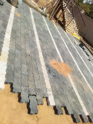 Compound Paving