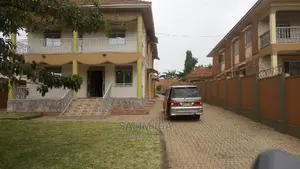 4bdrm Duplex in Kololo Property, Central Division for Rent
