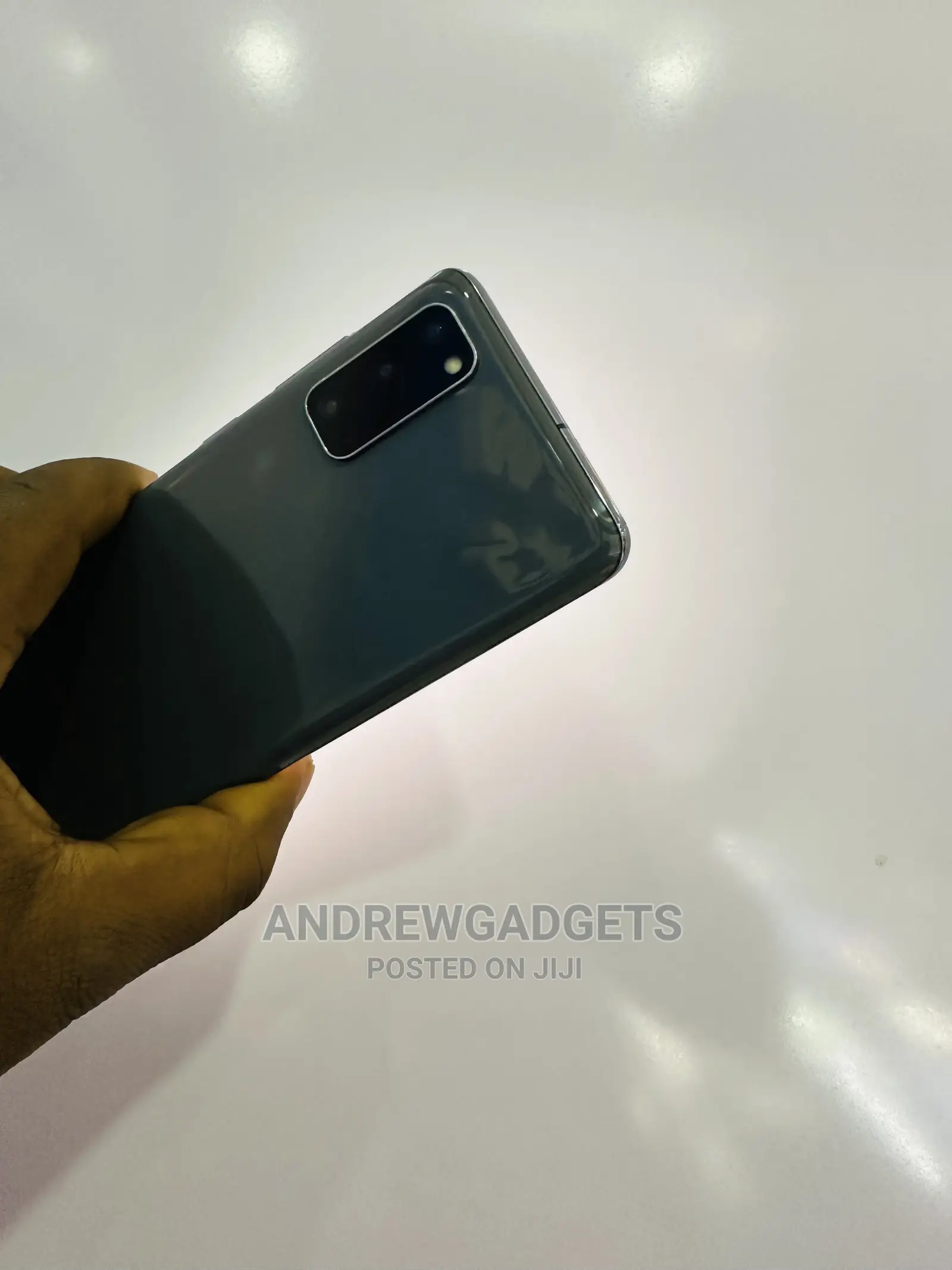 Samsung Galaxy S20 128 GB Gray