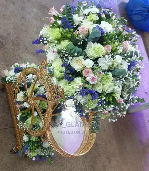 Flower Bouquets and Customized Balloons