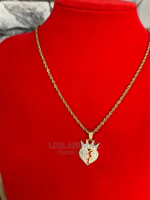 Simple Men’S Necklaces Available