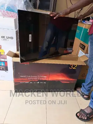 AIWA 32 SMART TV on Promotion