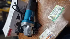 Makita Grinder M10