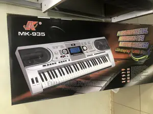 MK 935 Piano