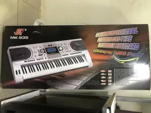 MK 935 Piano