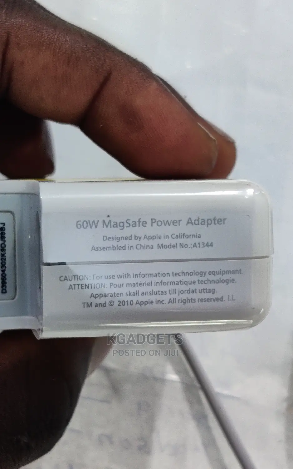 60w Magasafe Powe Adapter