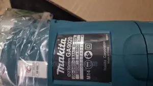 Makita Grinder 9020