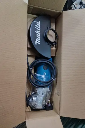 Makita Grinder 9020