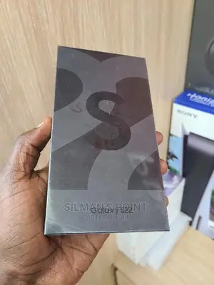 New Samsung Galaxy S22 5G 256 GB Black