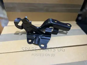 Hilux Revo Bonnet Support