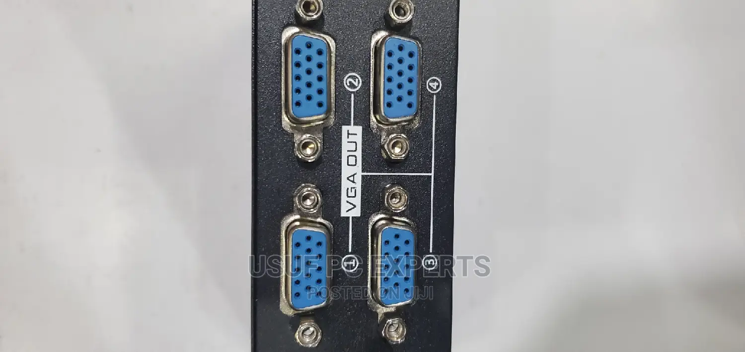 Vga Splitter 4 Way High Quality