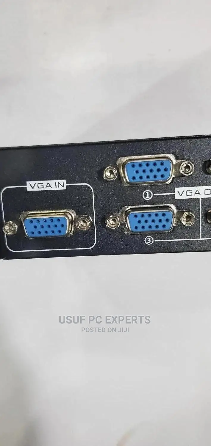 Vga Splitter 4 Way High Quality