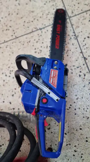 Chain Saw Size 20