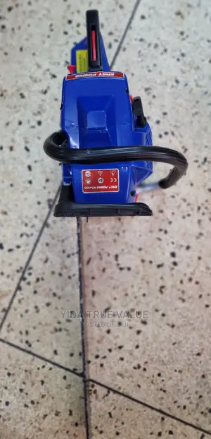 Chain Saw Size 20