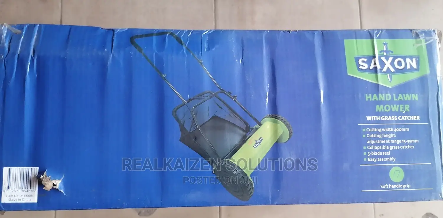 SAXON Manual Hand Push Lawn Mower With Grass Catcher