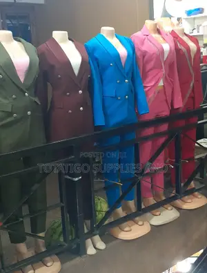 Ladyz Suits Class