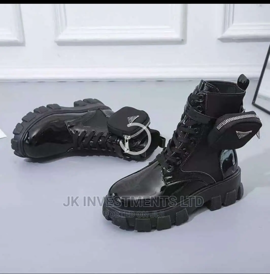 Ladies Sneakers