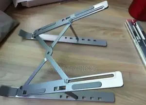 Simple Laptop Stand