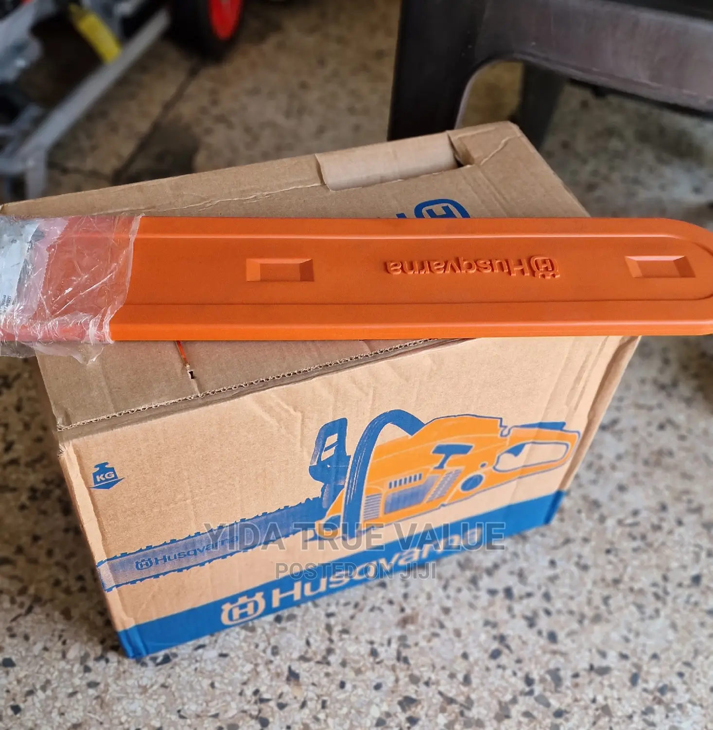 Chain Saw Husquarna 272
