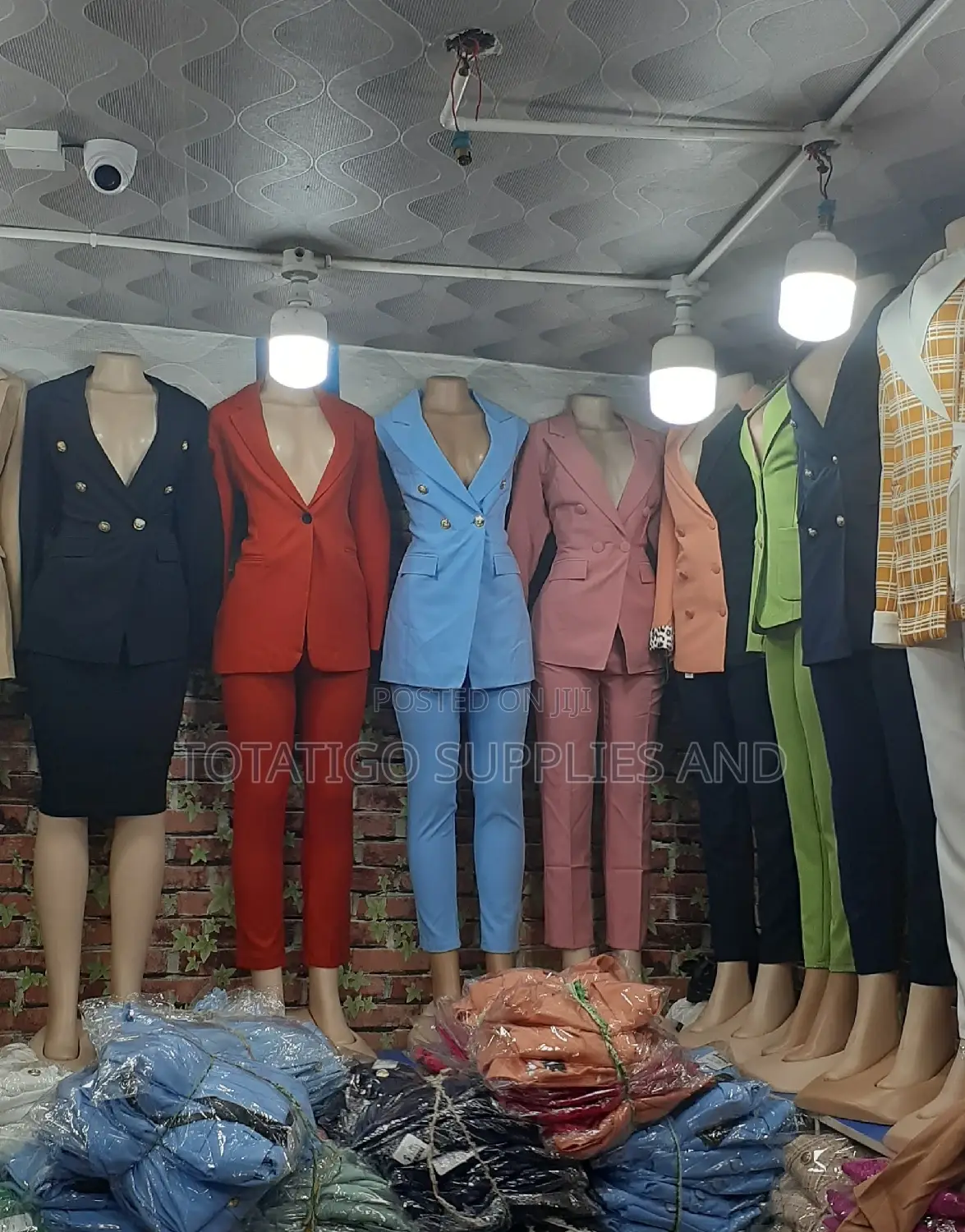 Classic Ladys Suits