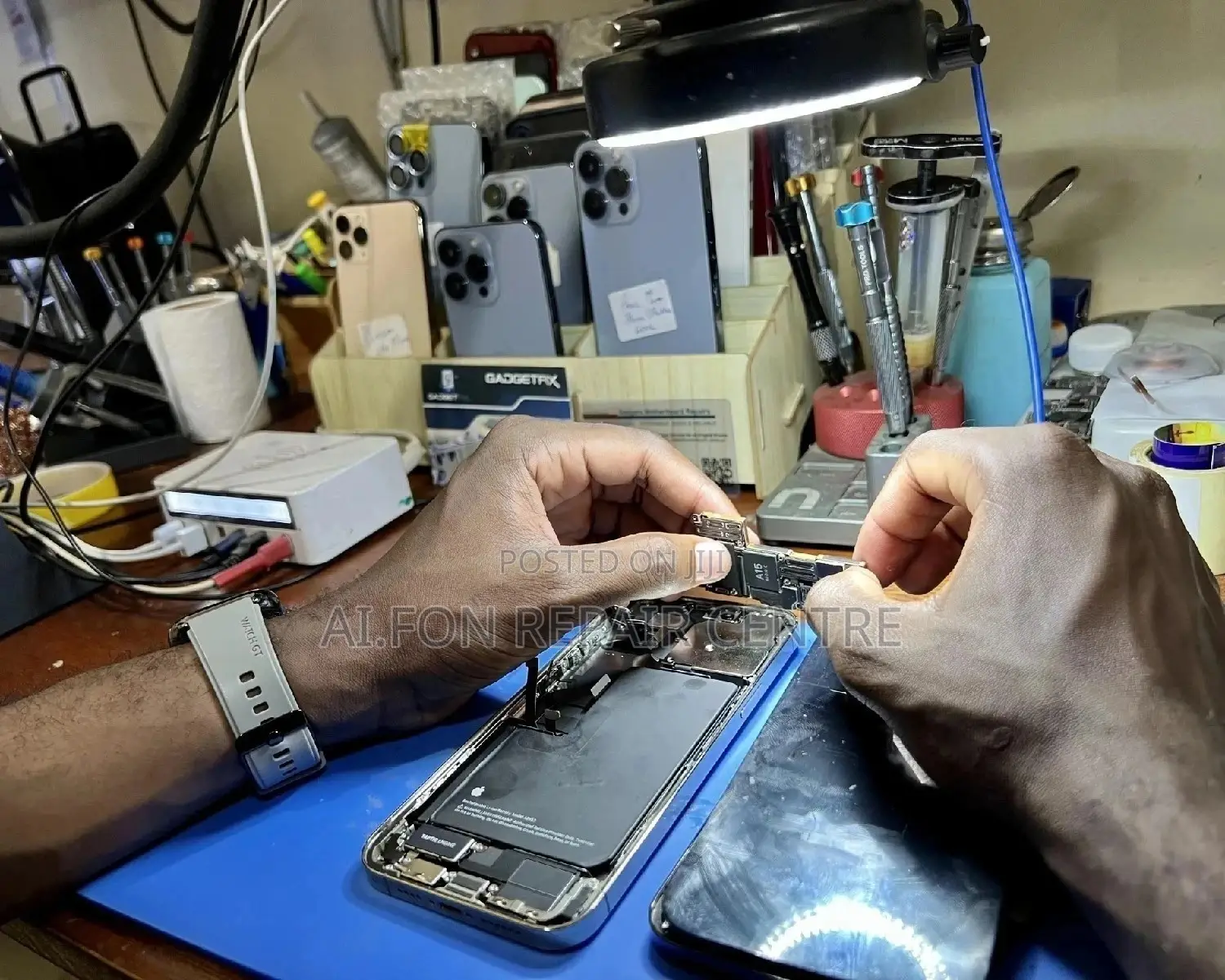 Best Services for iPhone, iPad,Macbook Repairs and Upgrades