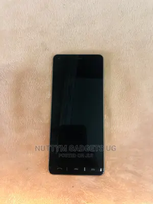 Kyocera Basio 4 32 GB Silver