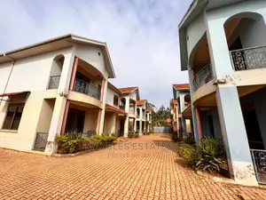 3bdrm Townhouse / Terrace in Bugoloobi, Central Division for Rent