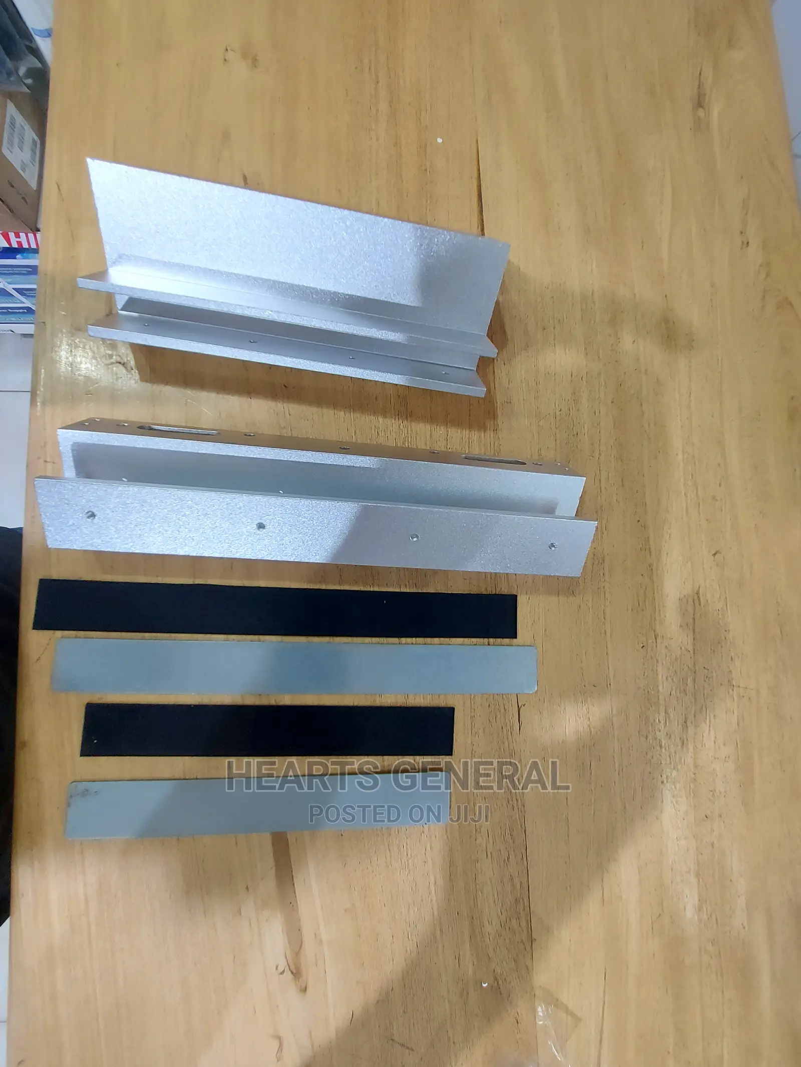 Frameless Glass Door Bracket(280kg)
