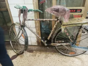 Local Bicycles, Manyi Gakifuba