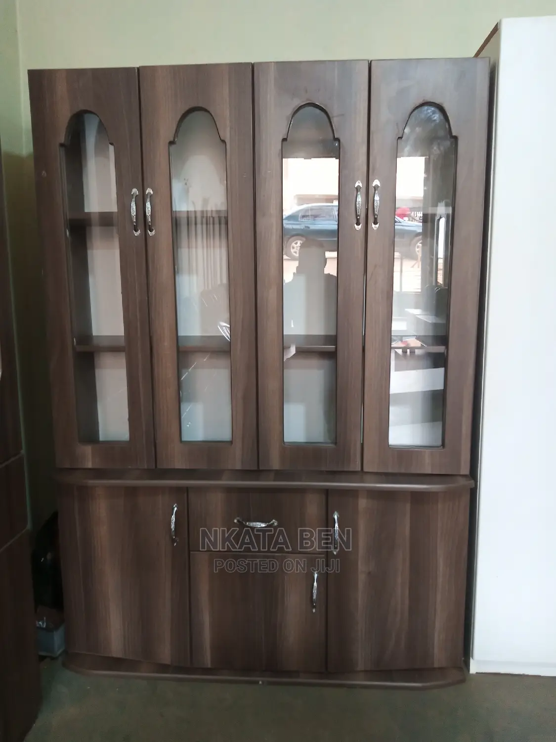Side Board 4*6 Feet
