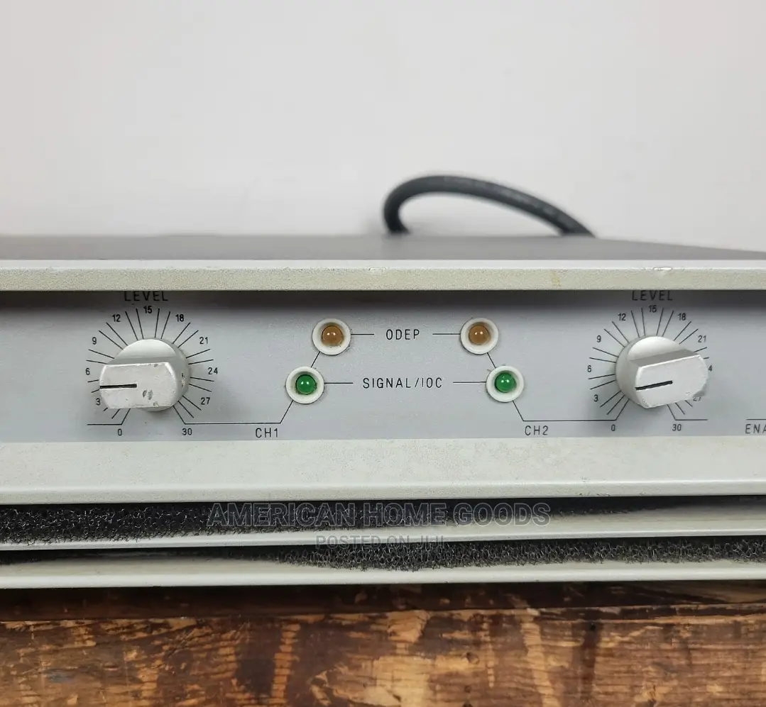 Macro-Tech 2400 Watts Hd Stereo Amplifier