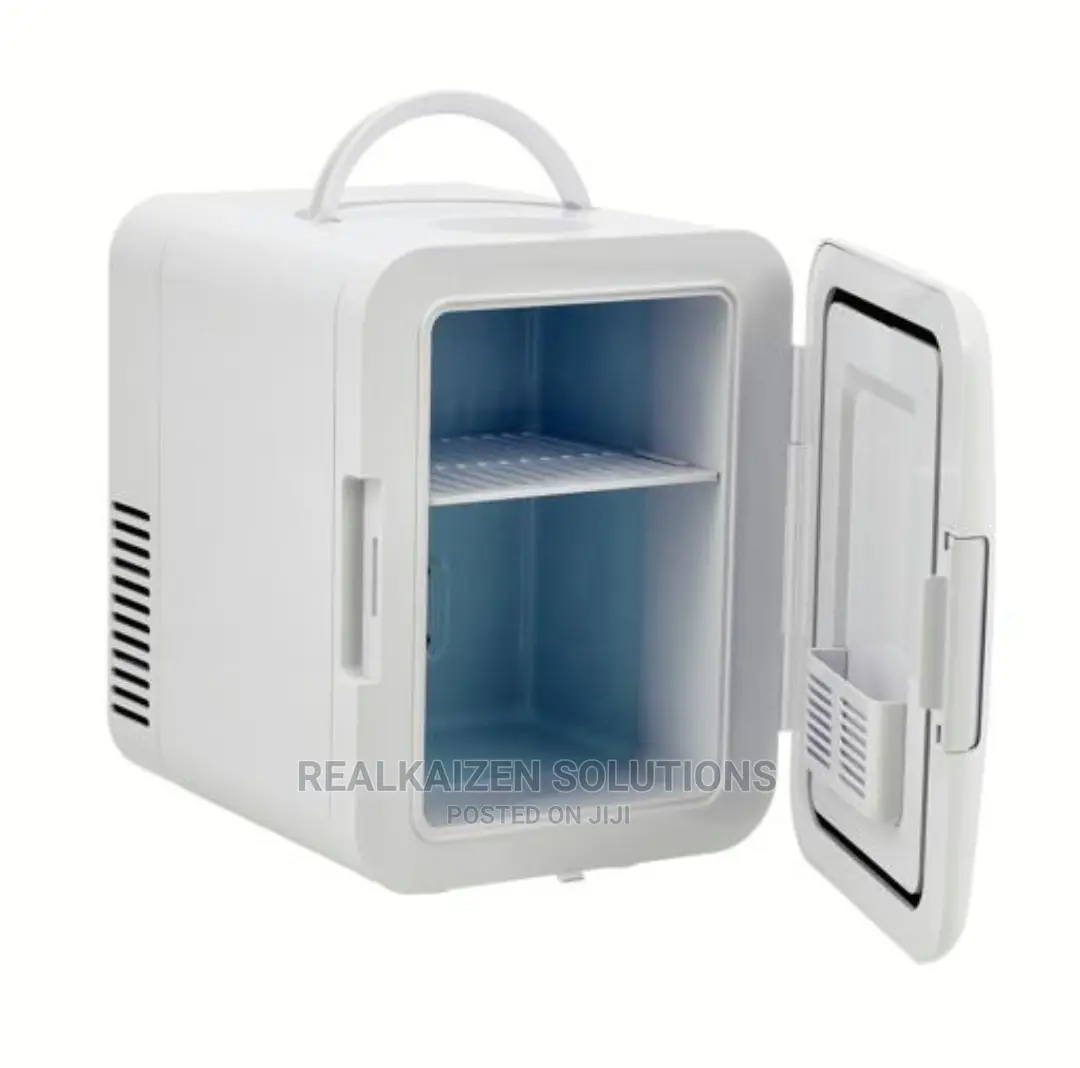 GEEPAS 4L Mini Refrigerator With Cold or Warm Functions