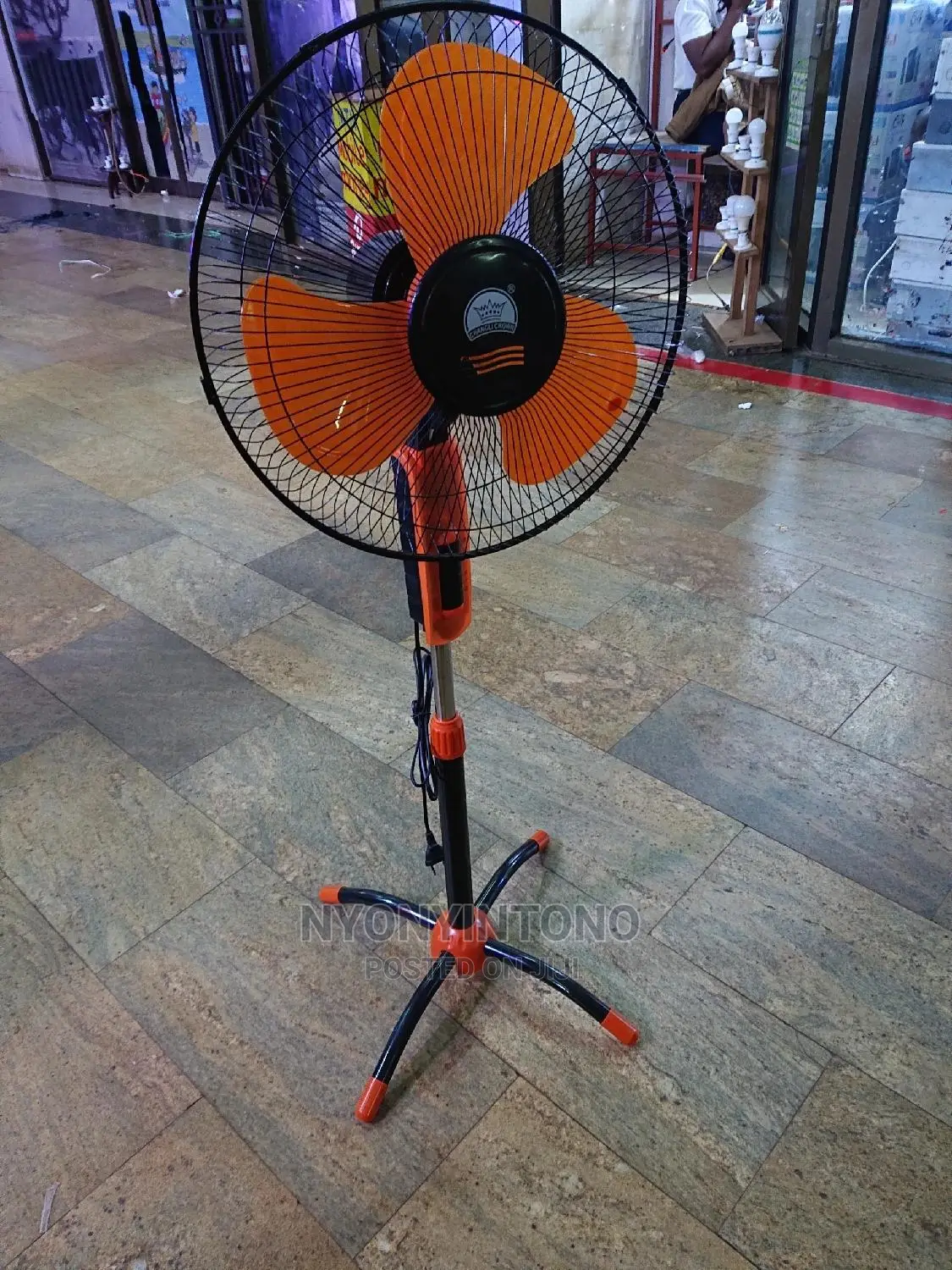 Stand Fan Crown Unique