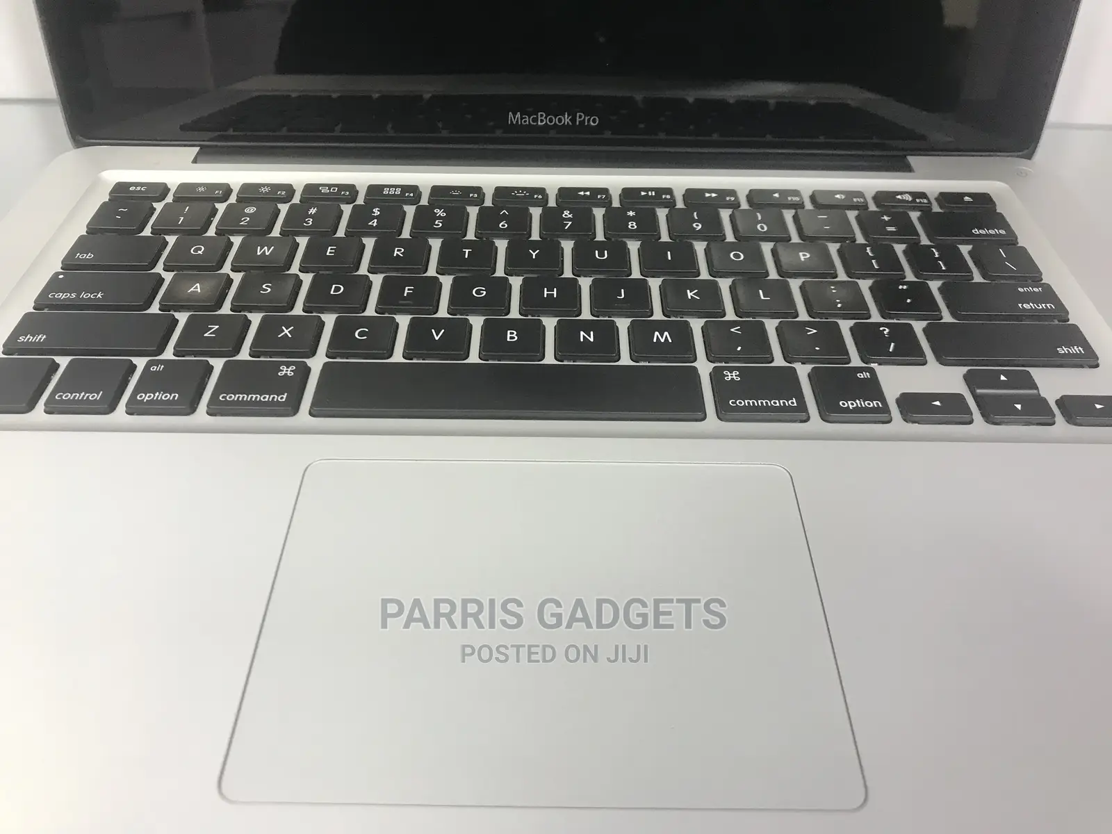 Laptop Apple MacBook Pro 4GB Intel Core I5 HDD 500GB