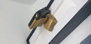 Smartwatch With Gold Strap