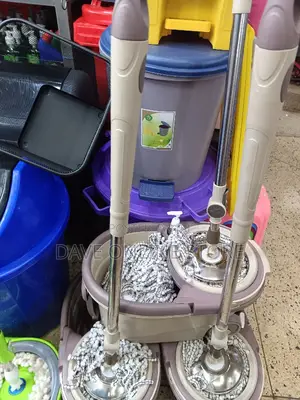 360° Rotating Movable Spin Mopper.