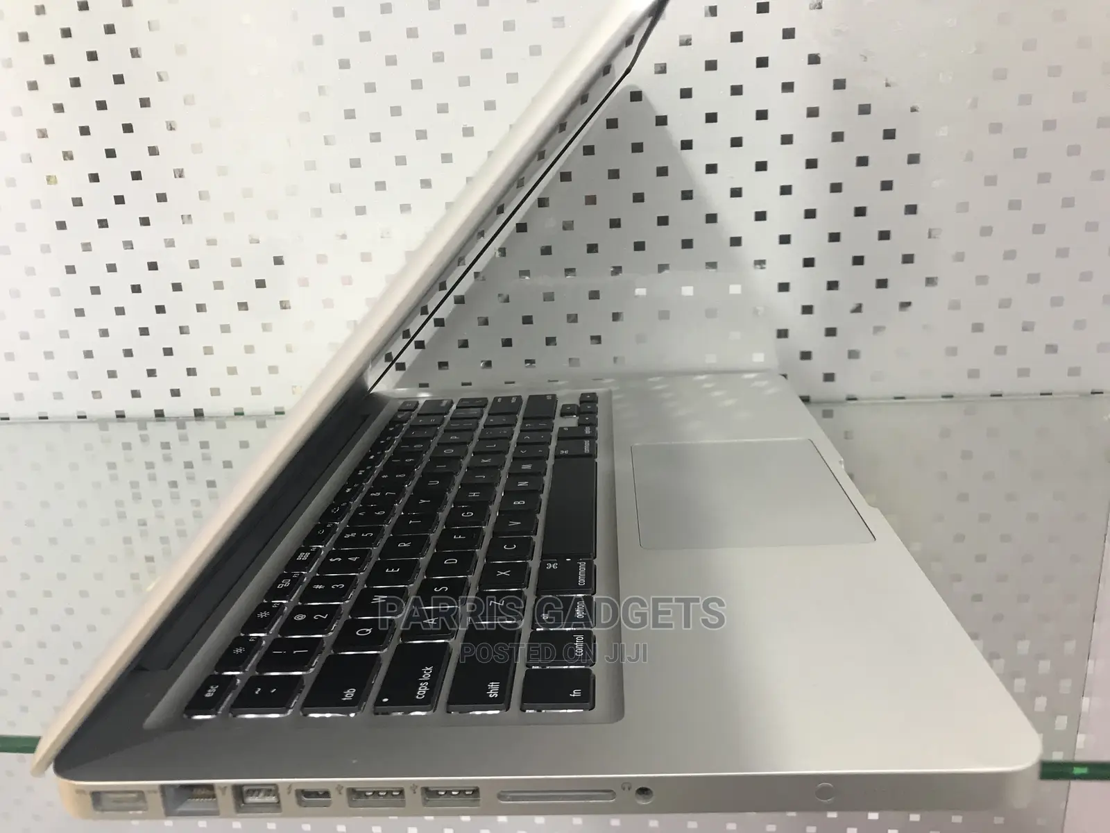 Laptop Apple MacBook Pro 2012 4GB Intel Core I5 HDD 500GB