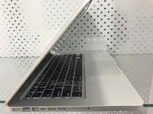 Laptop Apple MacBook Pro 2012 4GB Intel Core I5 HDD 500GB