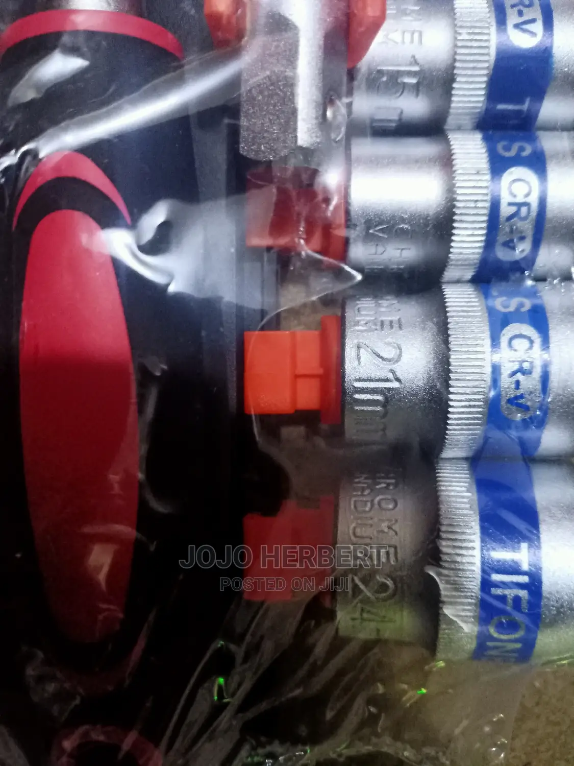 Ratchet Handle and Socket 12 Pieces
