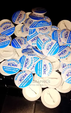 Button Budge Tags
